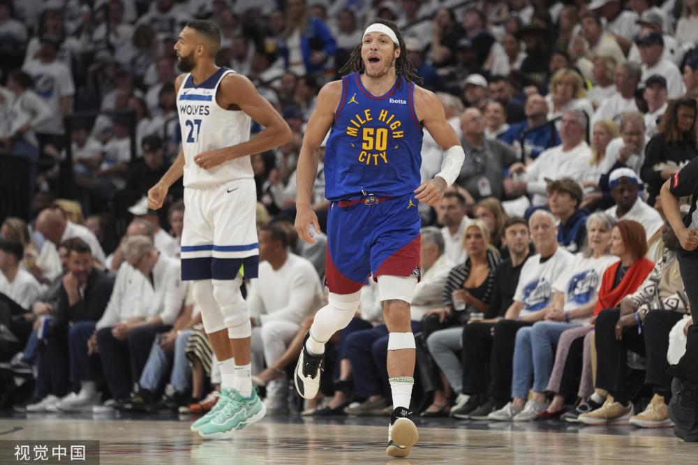 话显得尤为 话显得尤为