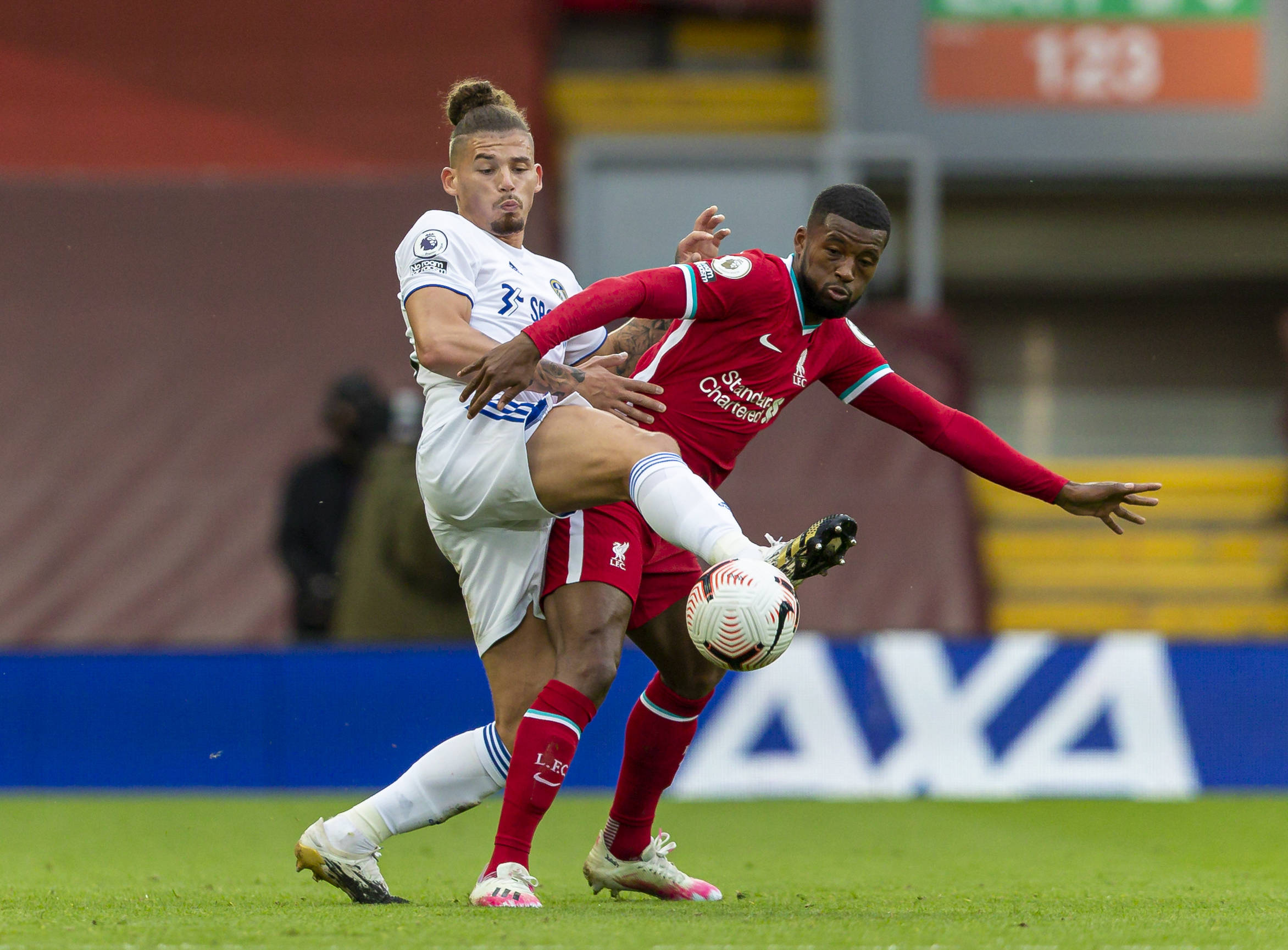 也突显了赛 也突显了赛